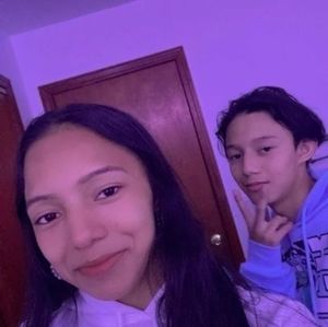 Meet your Posher, Alex cáceres